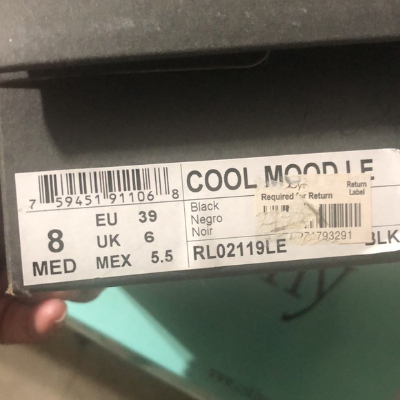 Kenneth Cole reaction wedge heel - Picture 8 of 8